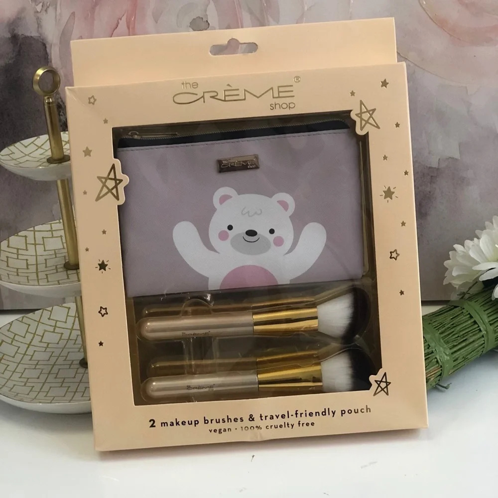 New! Vegan the crème shop makeup brush set!